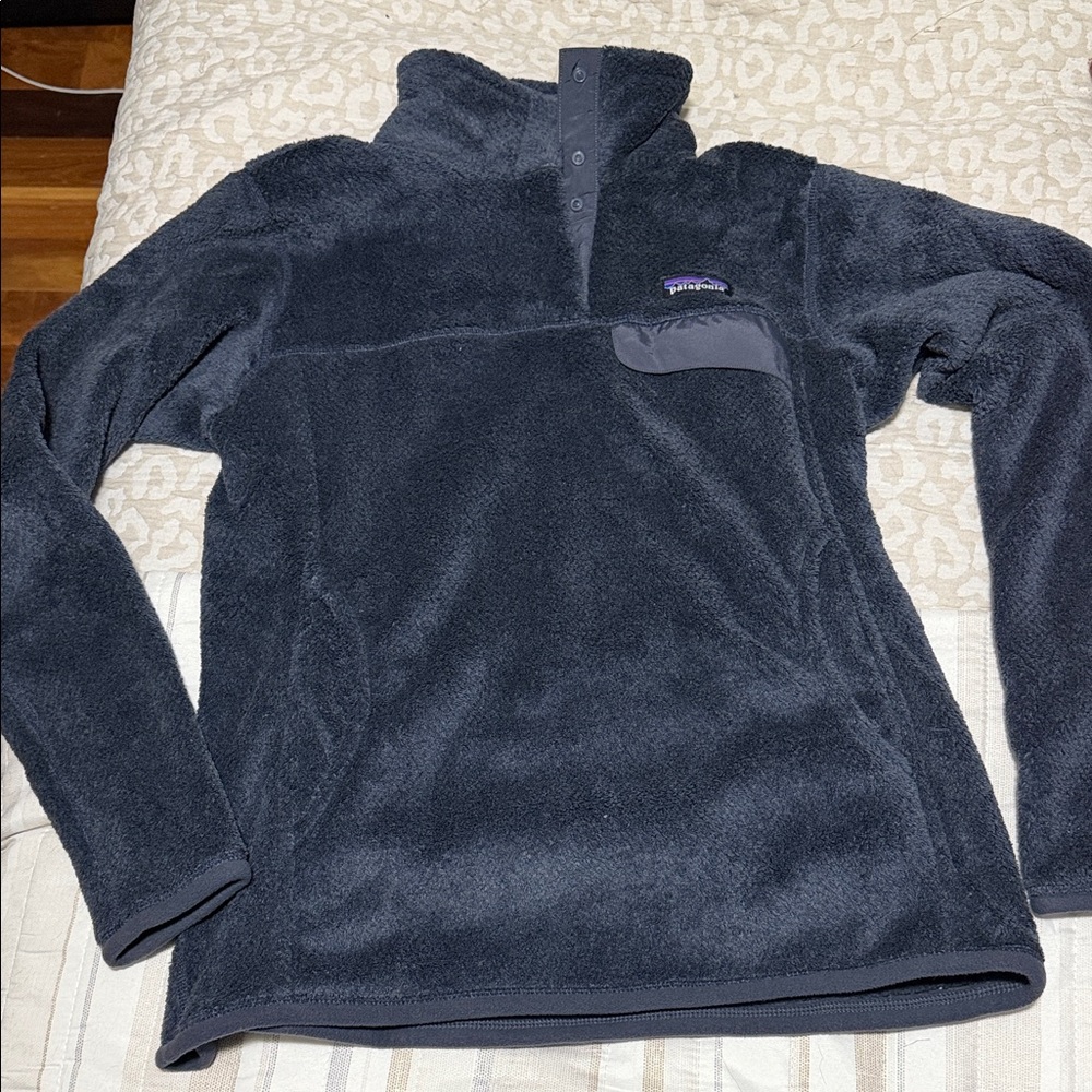 Patagonia Charcoal Fleece Pullover